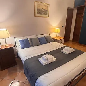 https://domus-ripa.it-romehotels.com